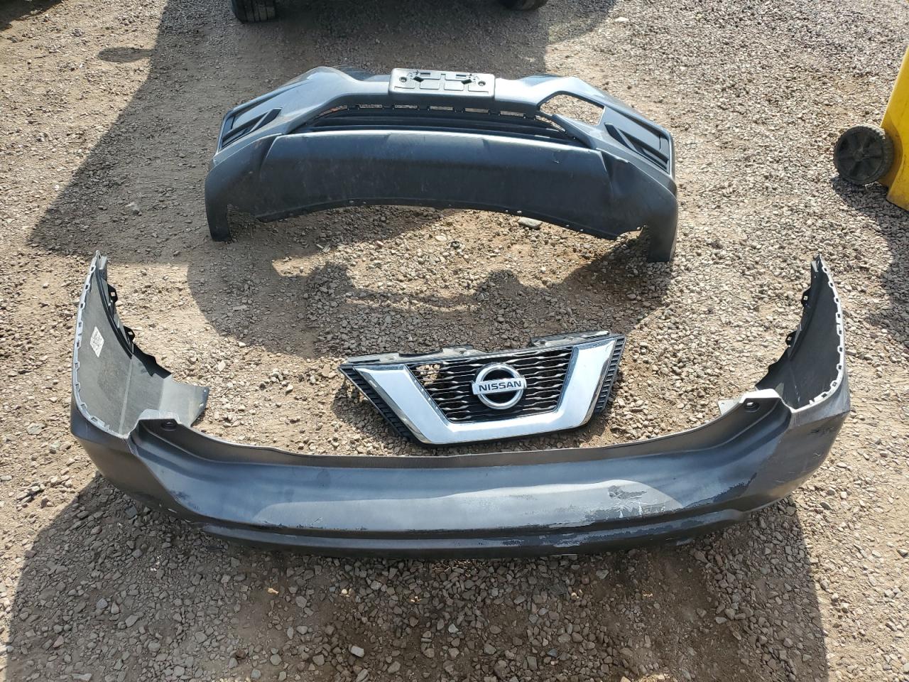 2017 Nissan Rogue S VIN: KNMAT2MT0HP556162 Lot: 70922525