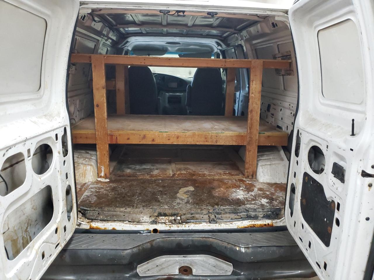 2003 Ford Econoline Cargo E-25 VIN: 1FTNE24213HB67326 Lot: 70099865