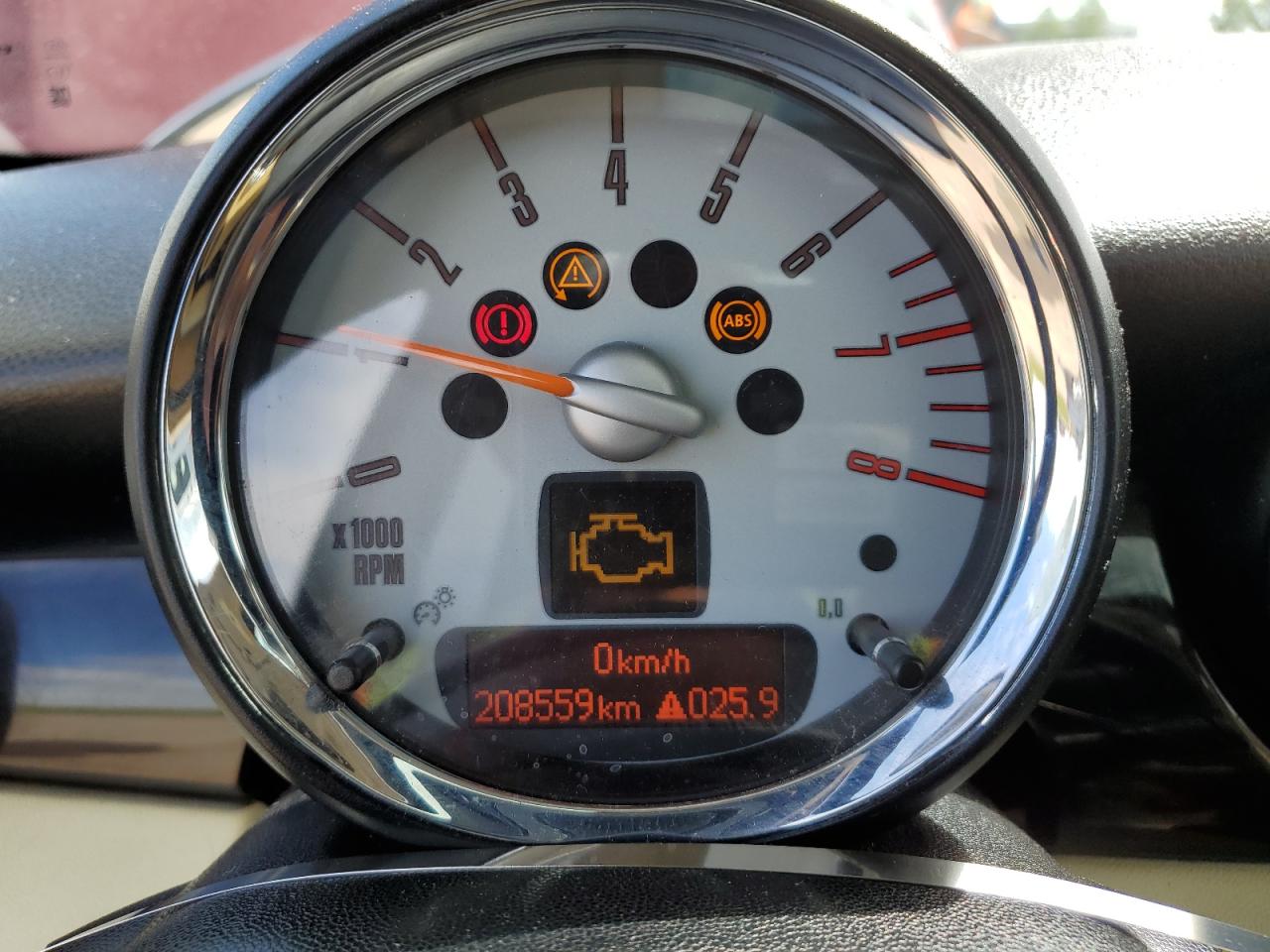 2009 Mini Cooper VIN: WMWMF33529TU71729 Lot: 69407195