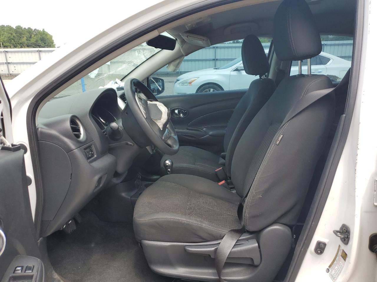 2019 Nissan Versa S VIN: 3N1CN7AP5KL865056 Lot: 68674135