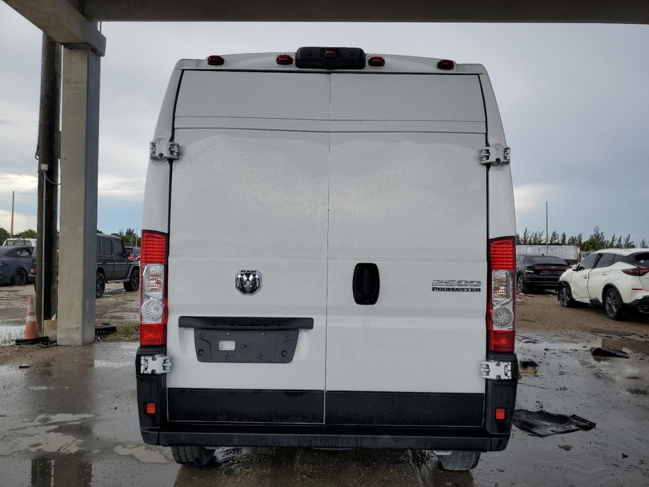 2023 Ram Promaster 2500 2500 High VIN: 3C6LRVDG5PE565604 Lot: 69924565