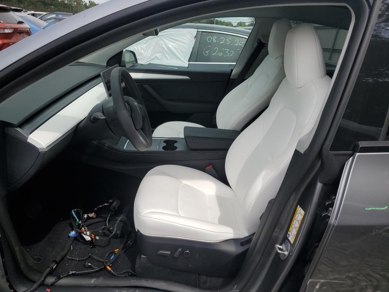 2025 Tesla Model Y VIN: 7SAYGDEE6SF252899 Lot: 70330545