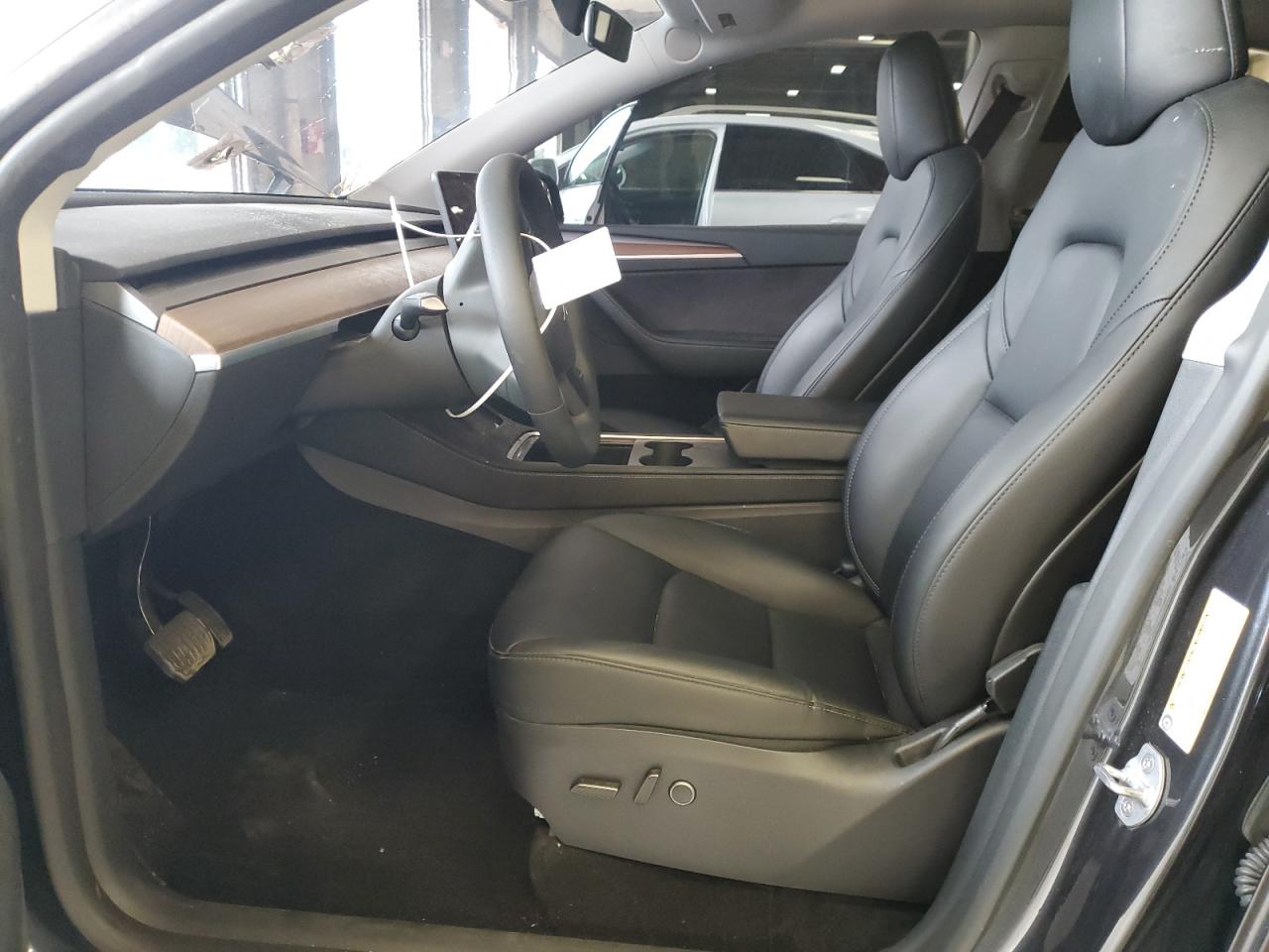 2024 Tesla Model Y VIN: 7SAYGAEE5RF202228 Lot: 67706715