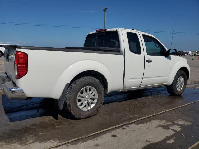 Pickups NISSAN FRONTIER 2015 Biały