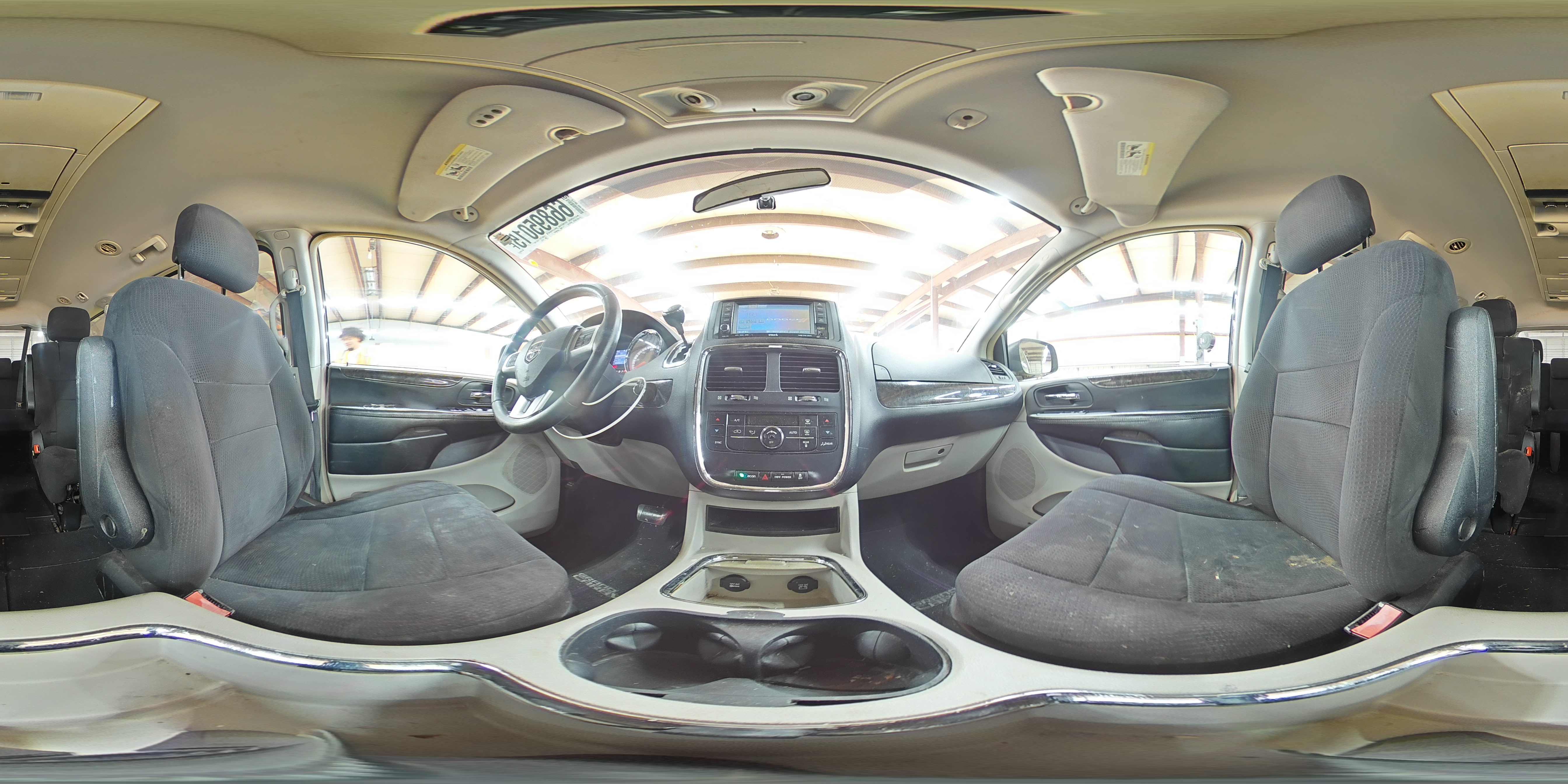 2011 Dodge Grand Caravan Crew VIN: 2D4RN5DG8BR711762 Lot: 66895015