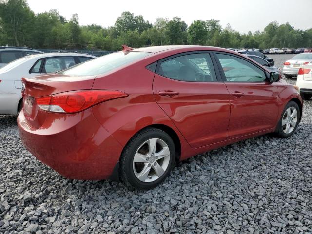  HYUNDAI ELANTRA 2013 Czerwony
