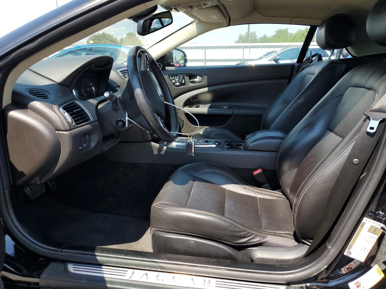 2012 Jaguar Xkr VIN: SAJWA4EC7CMB45393 Lot: 81501415