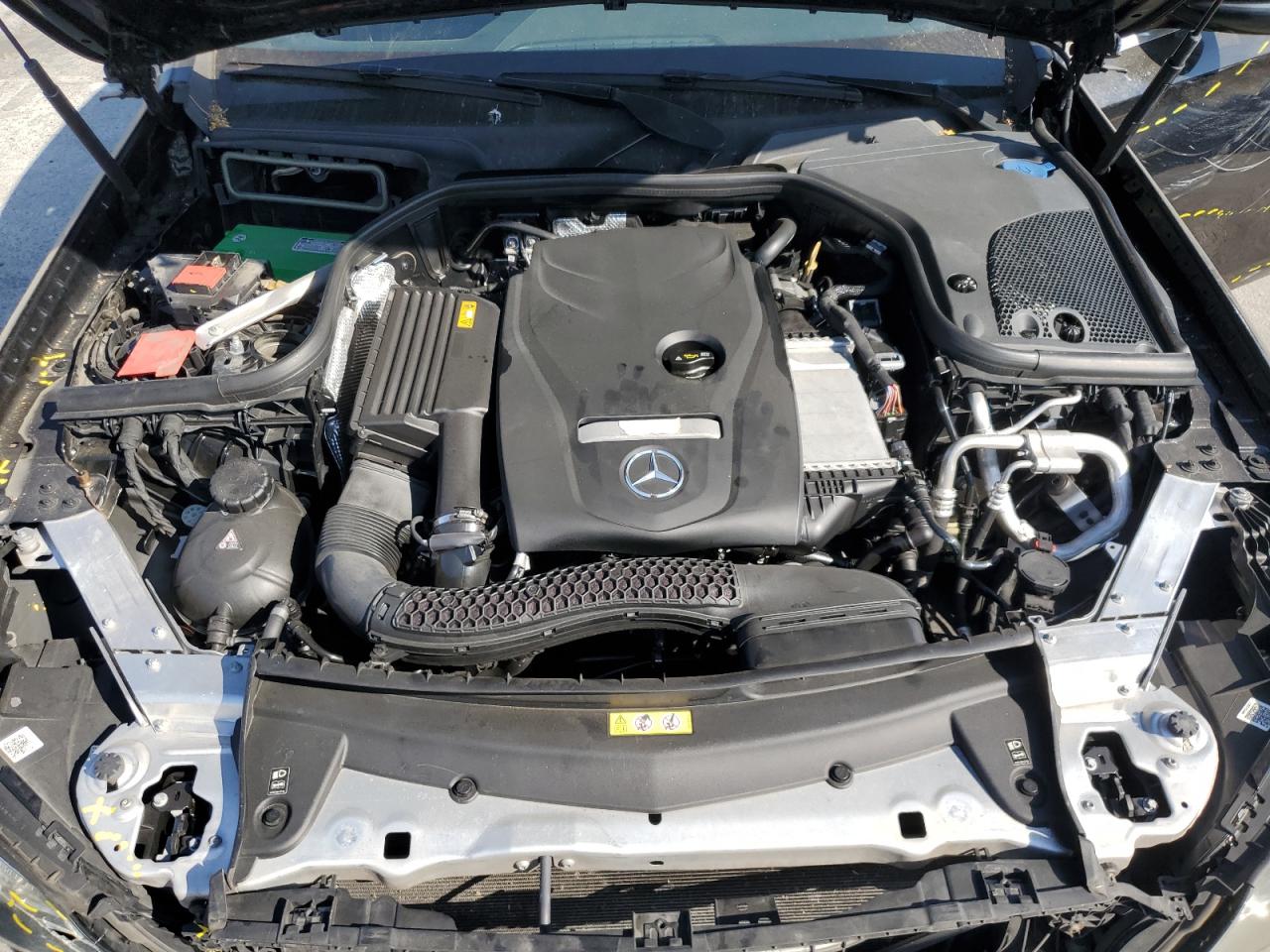 2018 Mercedes-Benz E 300 VIN: WDDZF4JB1JA318109 Lot: 69402835