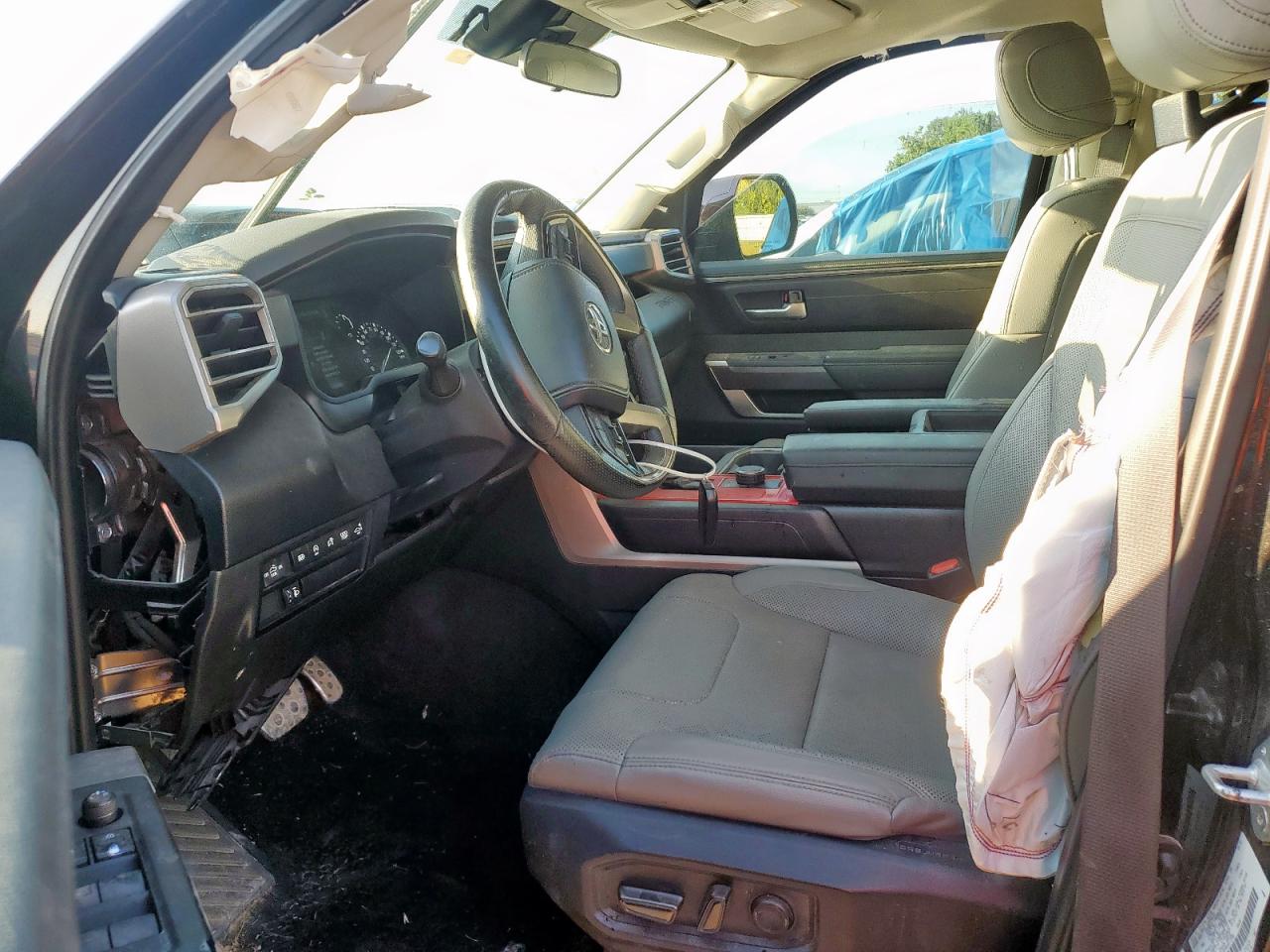 2022 Toyota Tundra Crewmax Sr VIN: 5TFLA5AB9NX011500 Lot: 67072315