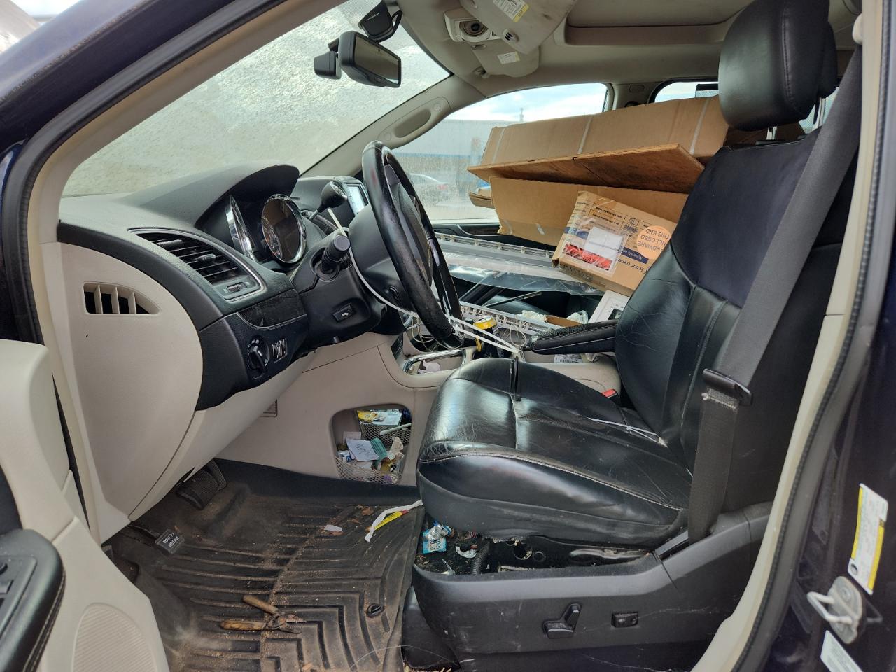 2013 Chrysler Town & Country Limited VIN: 2C4RC1GG1DR806366 Lot: 71046925