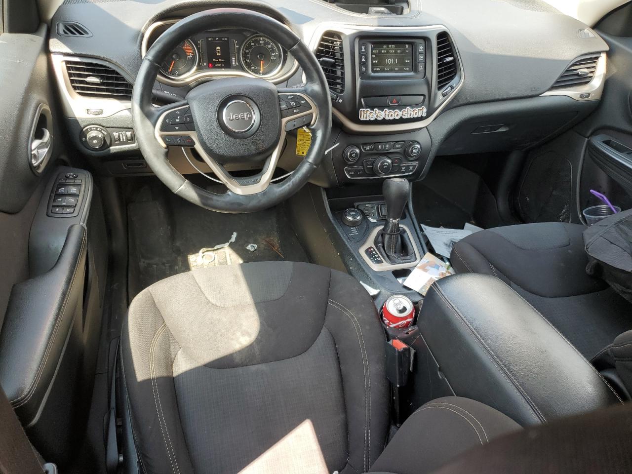 2016 Jeep Cherokee Latitude VIN: 1C4PJMCS7GW195103 Lot: 68757335