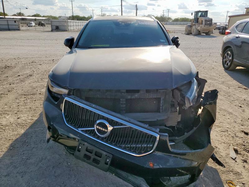  VOLVO XC40 2020 Черный