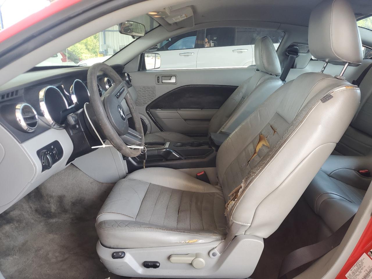 2006 Ford Mustang Gt VIN: 1ZVHT82H765260481 Lot: 70352005