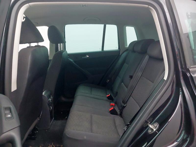2012 VOLKSWAGEN TIGUAN S T