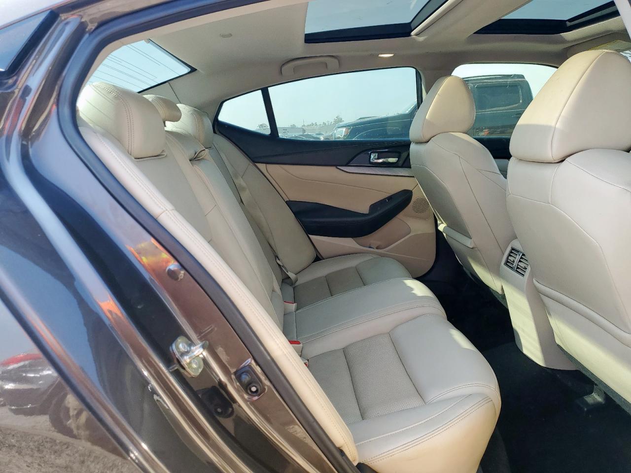 2017 Nissan Maxima 3.5S VIN: 1N4AA6AP8HC380284 Lot: 69636025