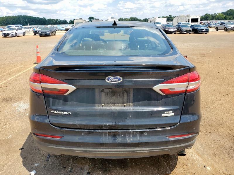  FORD FUSION 2019 Czarny