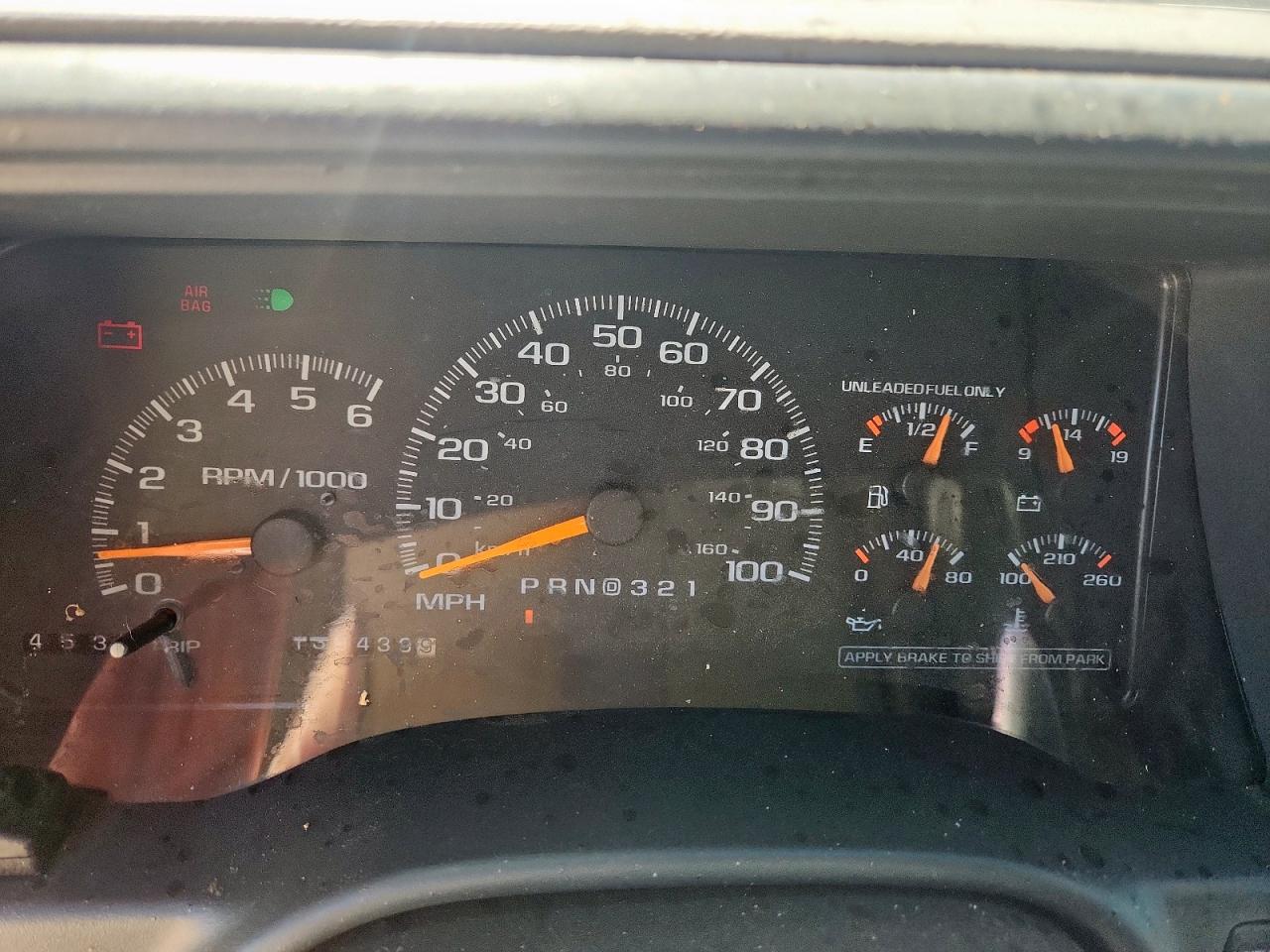 1999 GMC Suburban K1500 VIN: 3GKFK16R7XG543162 Lot: 70941665