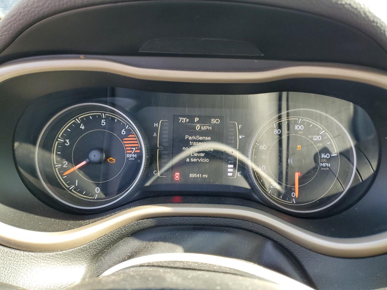 2017 Jeep Cherokee Latitude VIN: 1C4PJLCB2HW610145 Lot: 67306835