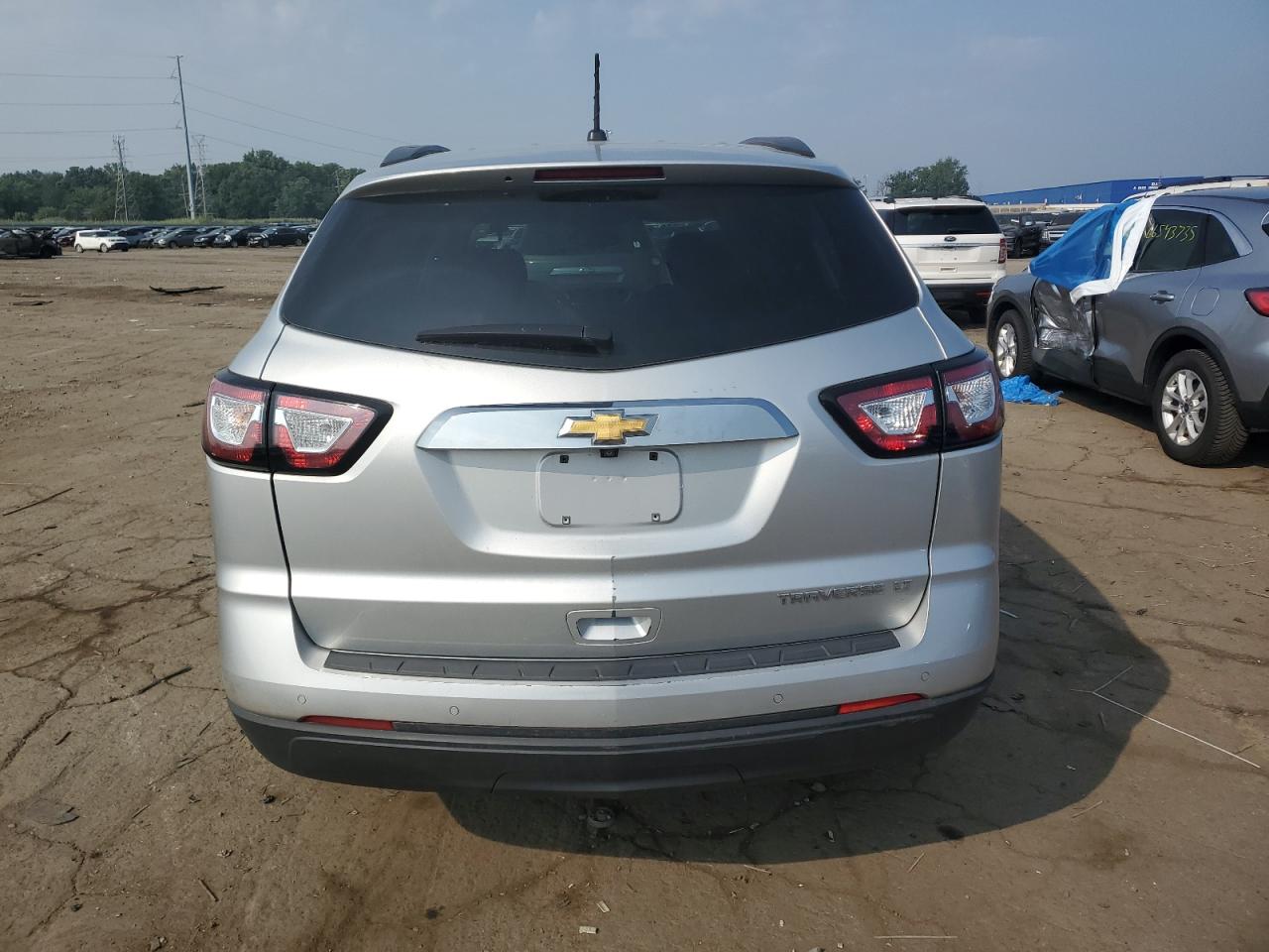 2015 Chevrolet Traverse Lt VIN: 1GNKRGKD4FJ157001 Lot: 67377235