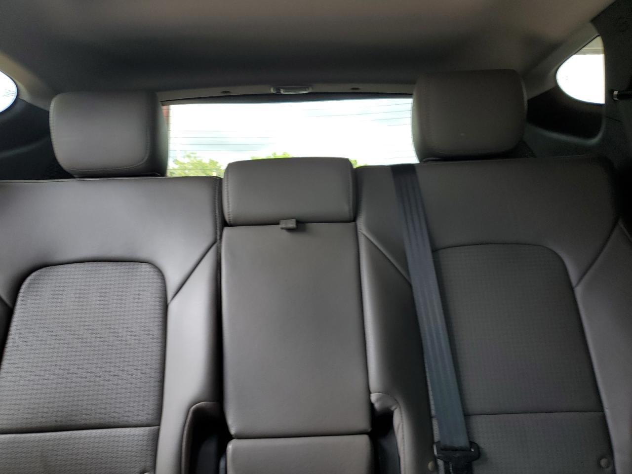 2014 Hyundai Santa Fe Sport VIN: 5XYZU3LB3EG188301 Lot: 69811115