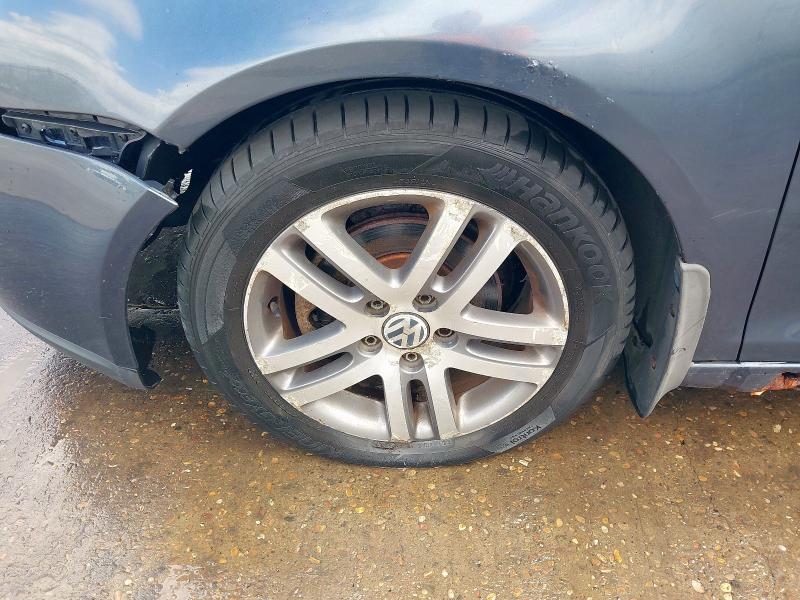 2009 VOLKSWAGEN JETTA SE TDI DSG DPF S-A 1.9 SE TDI PD DPF 4DR DSG [7]