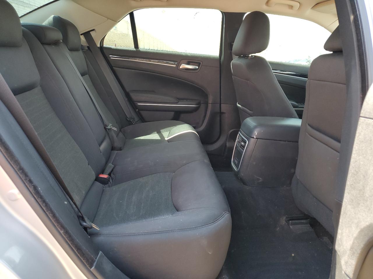 2023 Chrysler 300 Touring VIN: 2C3CCAAG5PH585335 Lot: 68758485