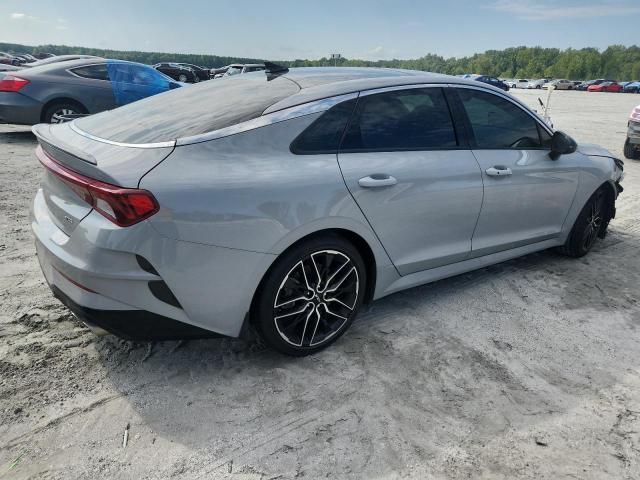  KIA K5 2023 Серый