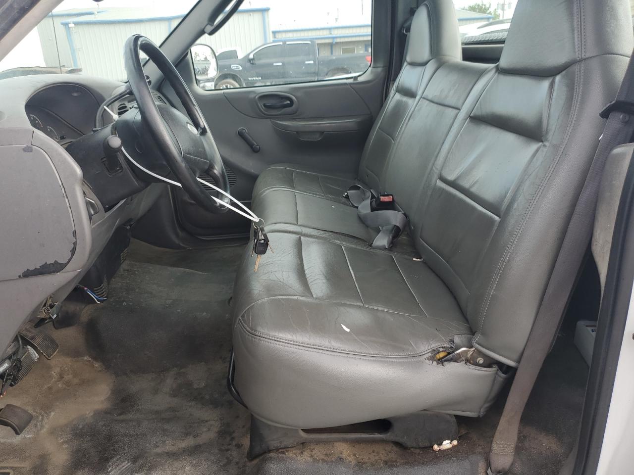 2003 Ford F150 VIN: 1FTRF17223NA31681 Lot: 68279405