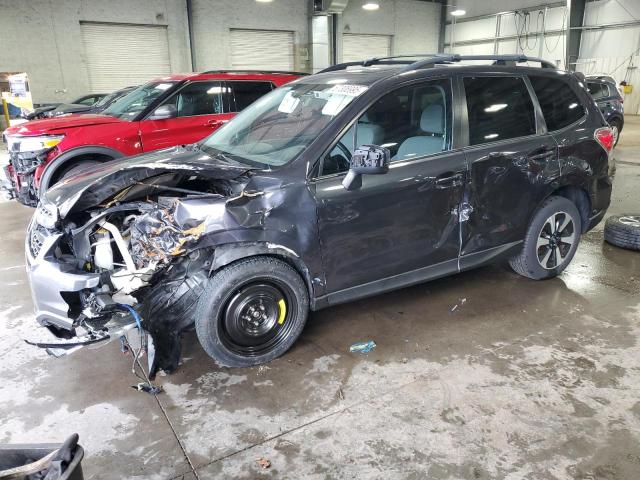  SUBARU FORESTER 2017 Серый