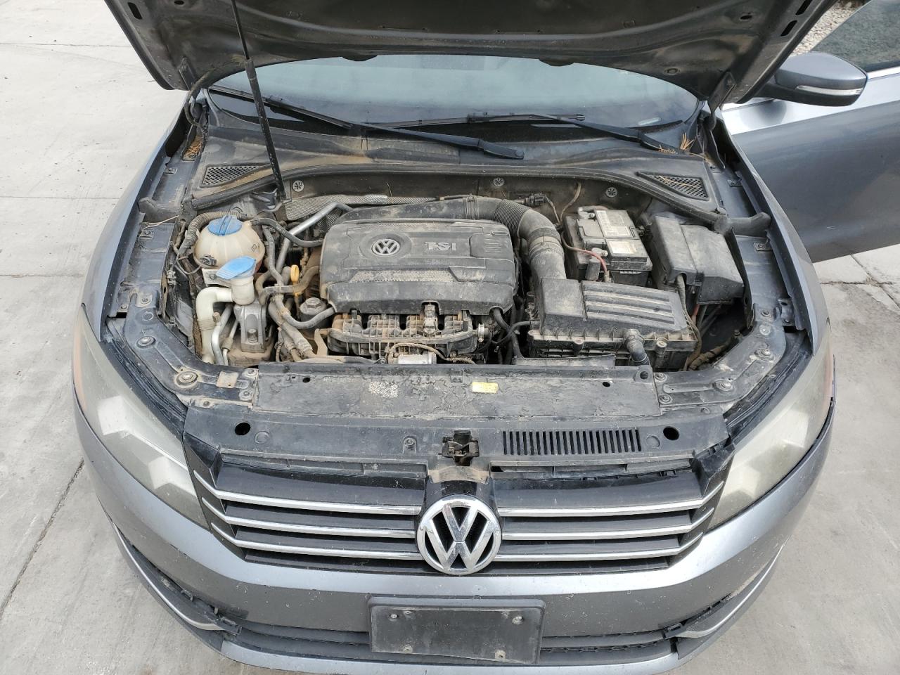 2015 Volkswagen Passat S VIN: 1VWAT7A34FC095275 Lot: 69772075