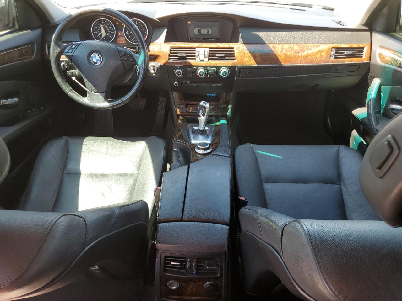 Фото: WBANU535X8CT10498