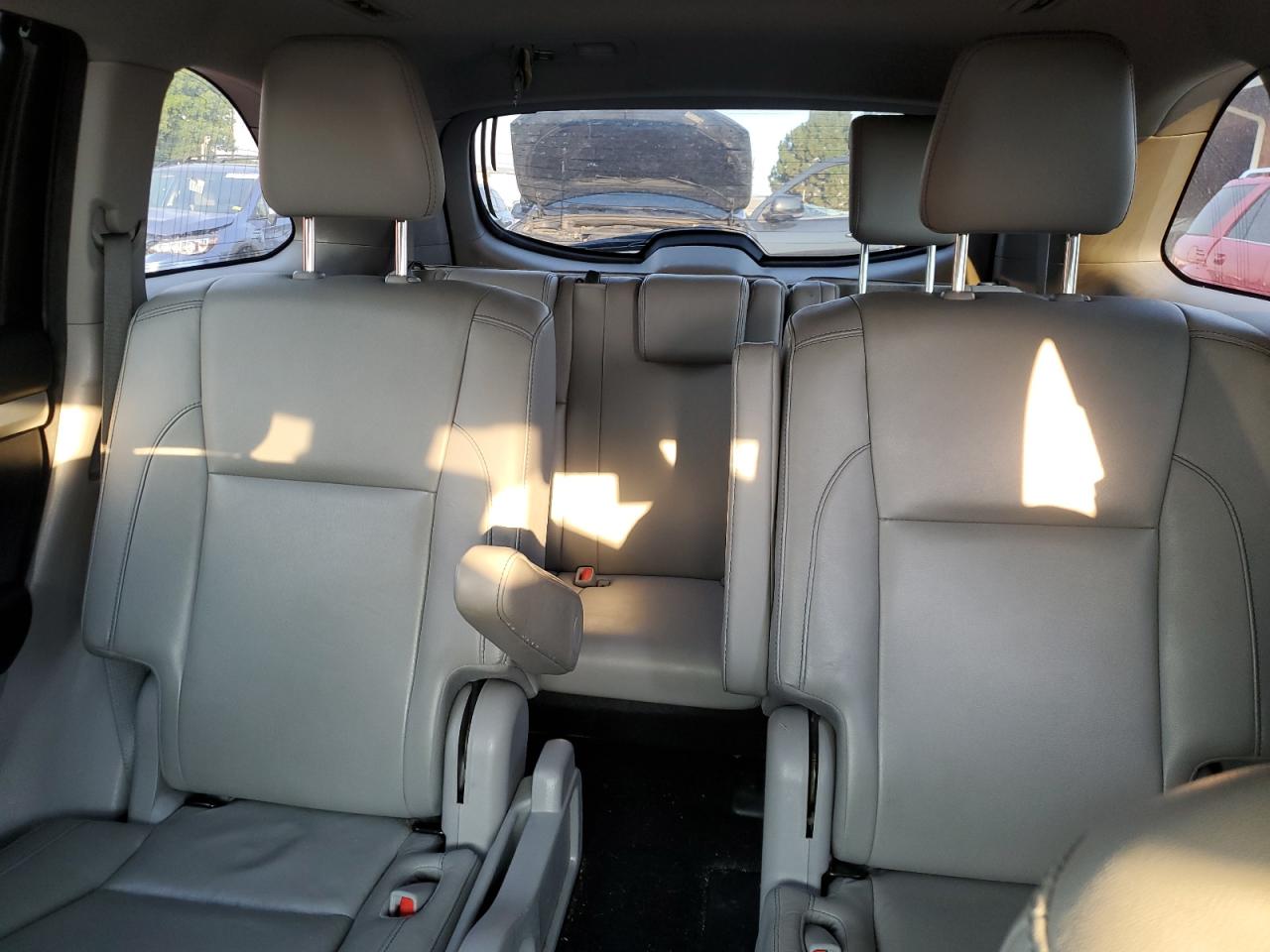 2018 Toyota Highlander Se VIN: 5TDJZRFH0JS859325 Lot: 68971055