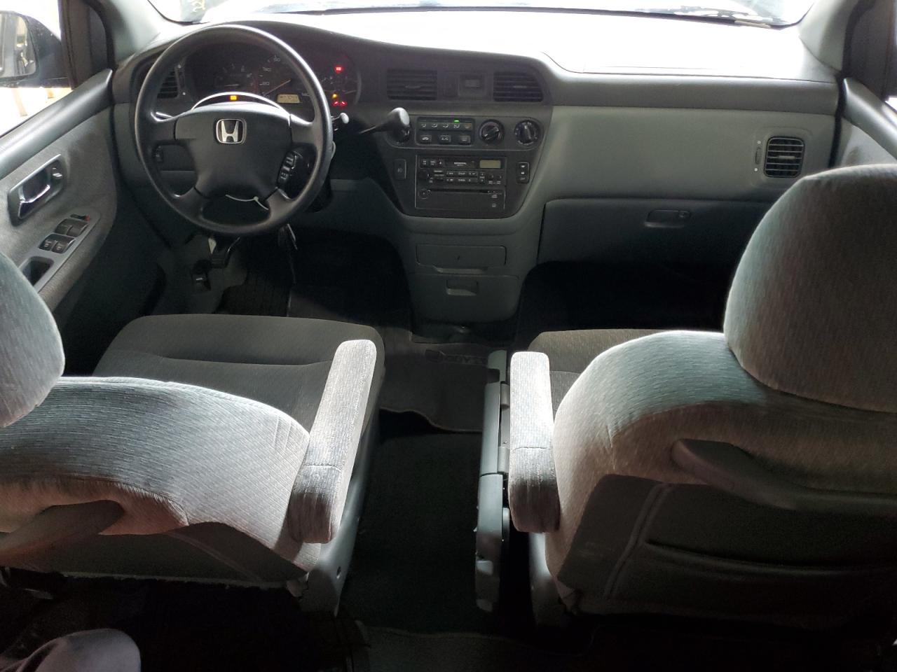 2002 Honda Odyssey Lx VIN: 2HKRL18572H540861 Lot: 69108765