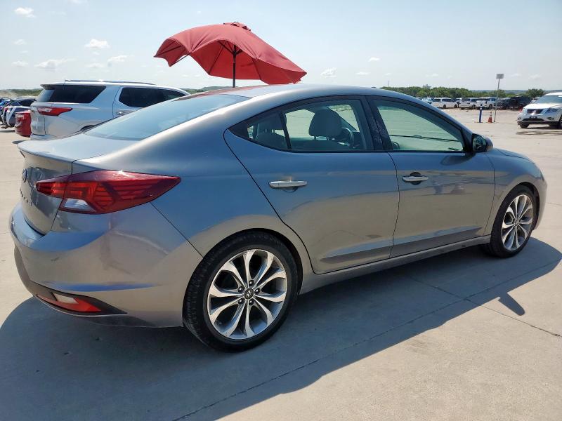  HYUNDAI ELANTRA 2019 Серый