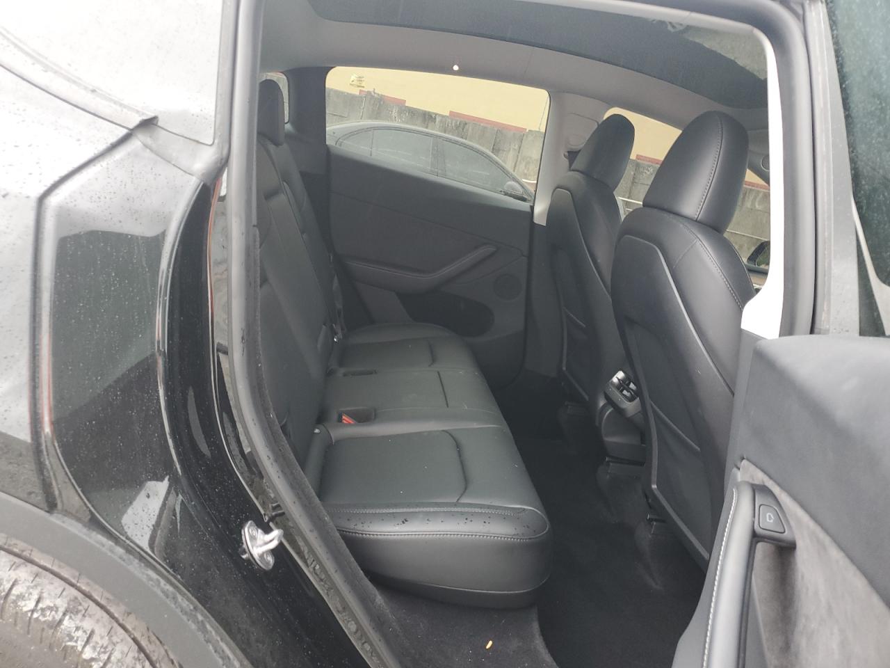 7SAYGDEEXPA135587 2023 Tesla Model Y