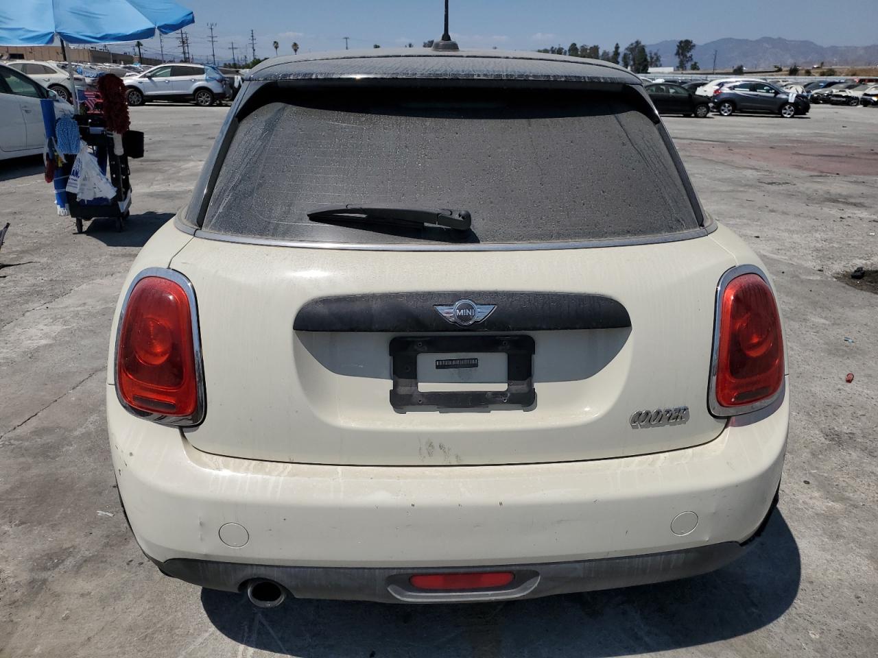 2016 Mini Cooper VIN: WMWXU1C53G2D10223 Lot: 70891455