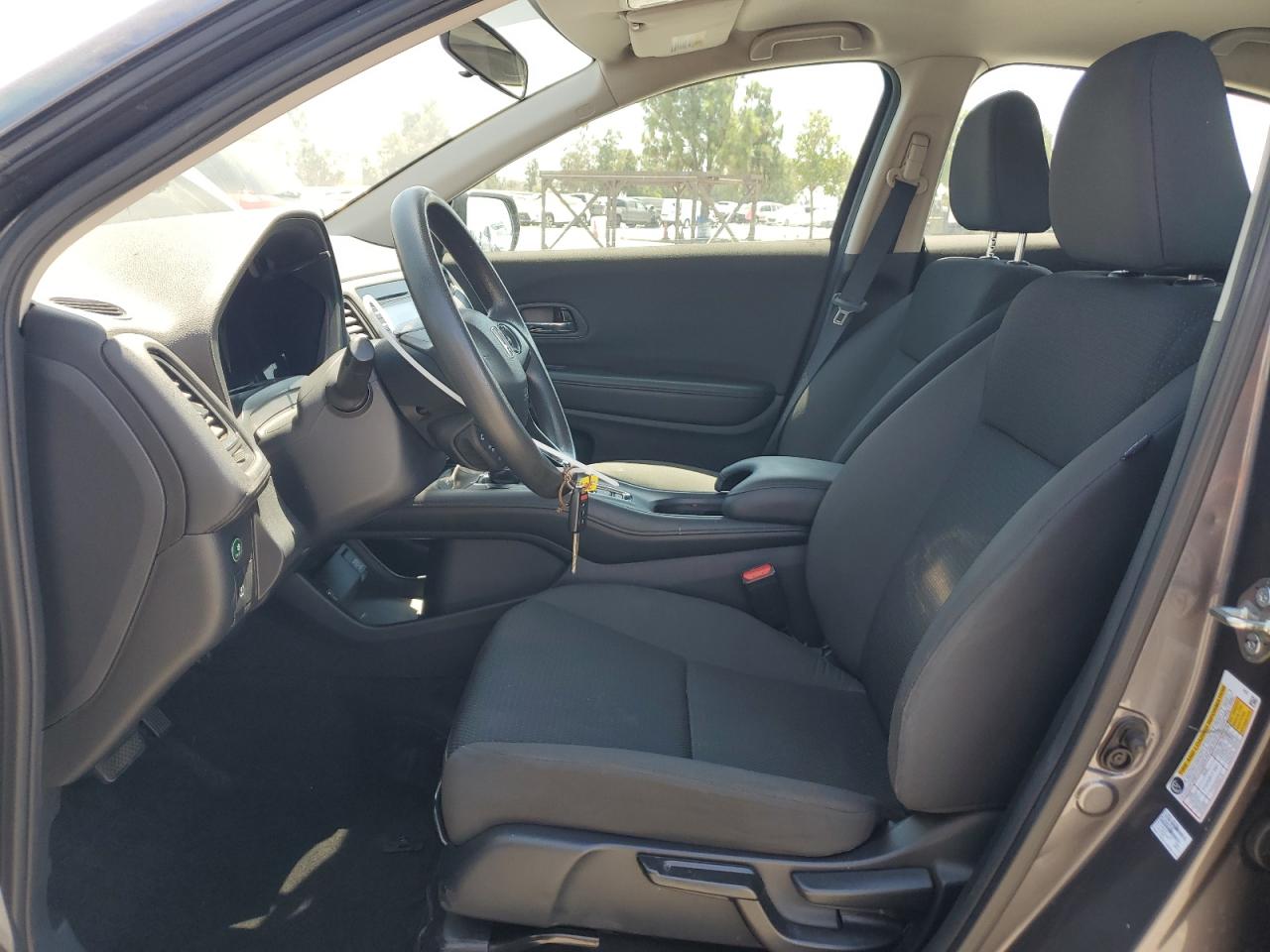 2020 Honda Hr-V Lx VIN: 3CZRU5H3XLM709666 Lot: 69468405