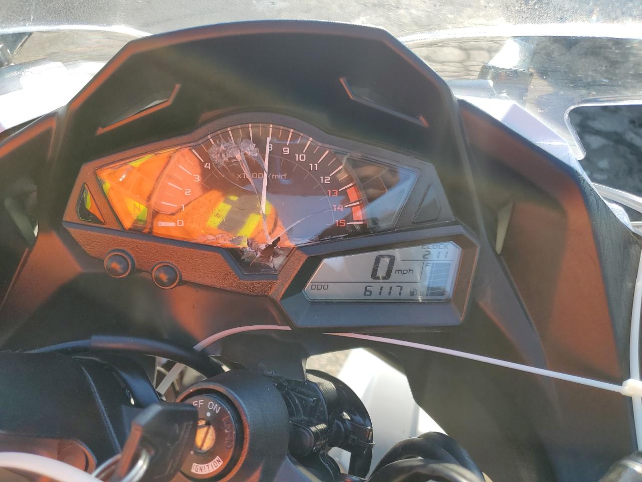 2015 Kawasaki Ex300 A VIN: JKAEX8A13FDA20992 Lot: 68029515