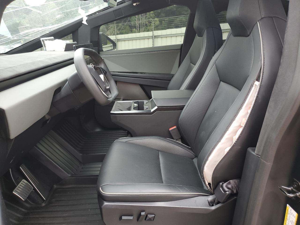 2024 Tesla Cybertruck VIN: 7G2CEHEE3RA048554 Lot: 69672765