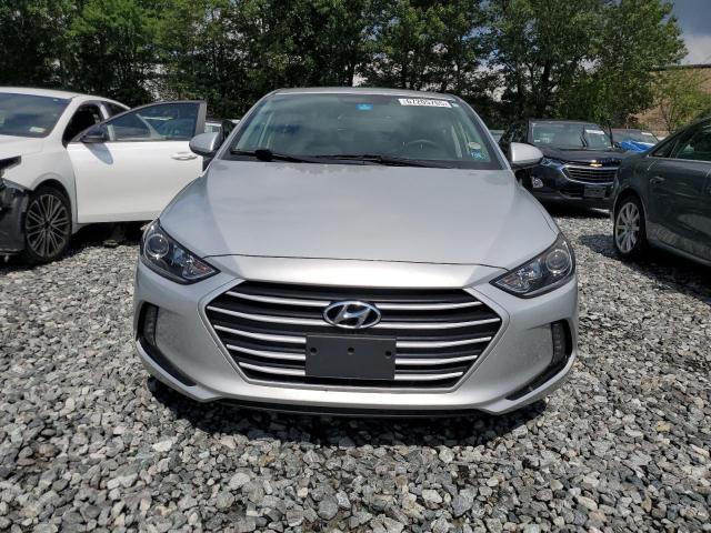  HYUNDAI ELANTRA 2018 Srebrny