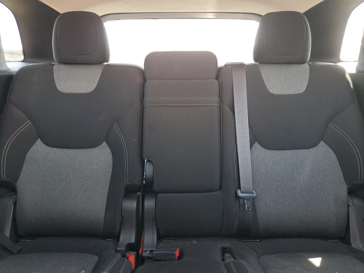 2014 Jeep Cherokee Latitude VIN: 1C4PJMCS0EW196493 Lot: 68338125