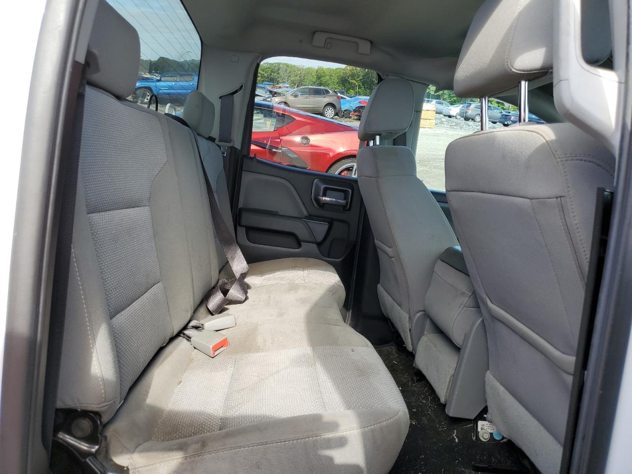 2018 Chevrolet Silverado K1500 Custom VIN: 1GCVKPEC9JZ381999 Lot: 68750035