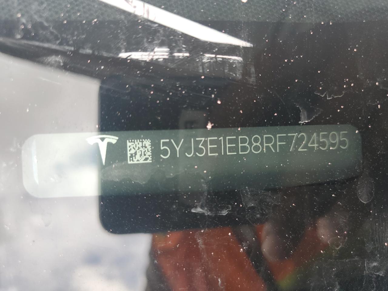 2024 Tesla Model 3 VIN: 5YJ3E1EB8RF724595 Lot: 68913315