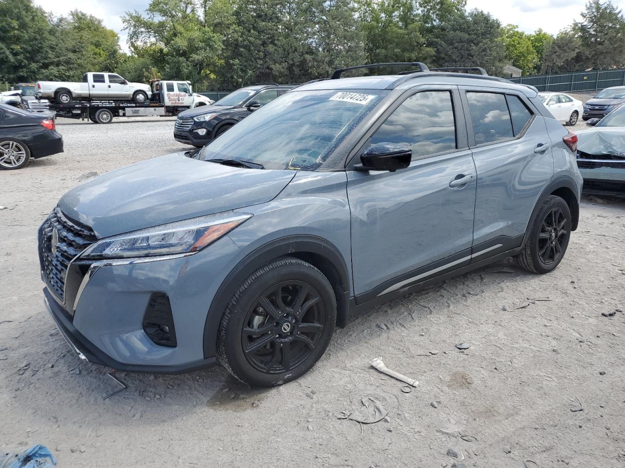 2021 Nissan Kicks Sr