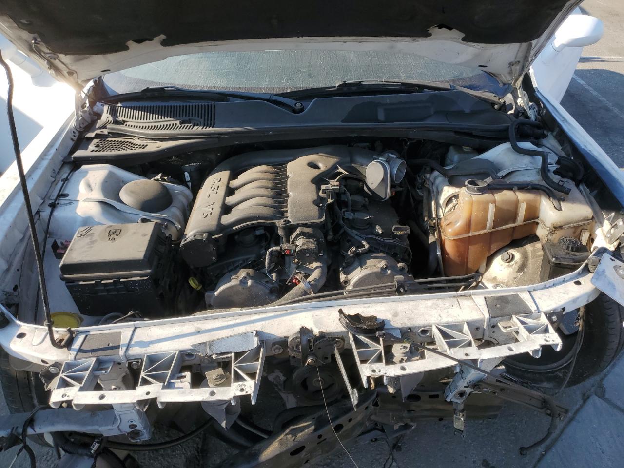 2009 Dodge Challenger Se VIN: 2B3LJ44V19H561499 Lot: 68311045