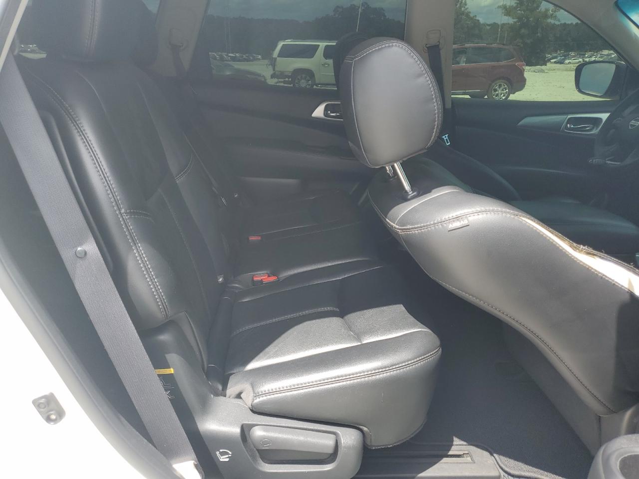 2017 Nissan Pathfinder S VIN: 5N1DR2MM0HC643034 Lot: 68750555