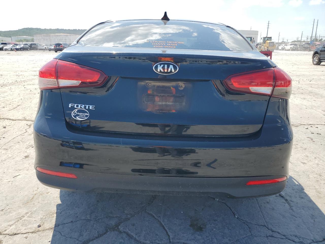 2017 Kia Forte Lx VIN: 3KPFK4A78HE115746 Lot: 84973225