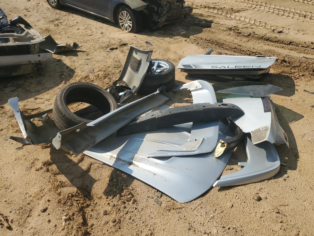 2003 Ford Mustang Gt VIN: 1FAFP45X53F327987 Lot: 68806175