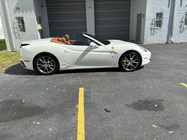 2012 FERRARI CALIFORNIA   