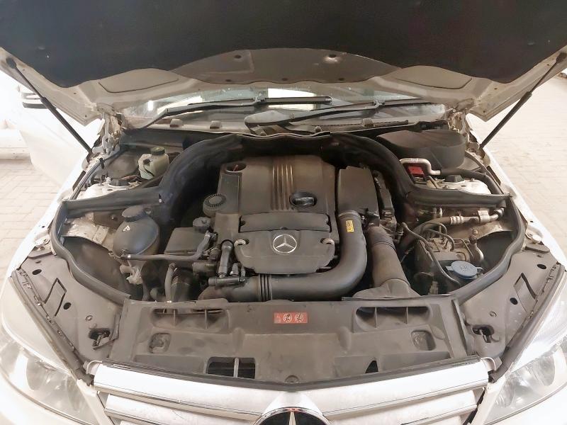2010 MERCEDES-BENZ C180 BLUE-CY EXEC SECGI A C180 CGI BLUEEFFICIENCY EXECUTIVE